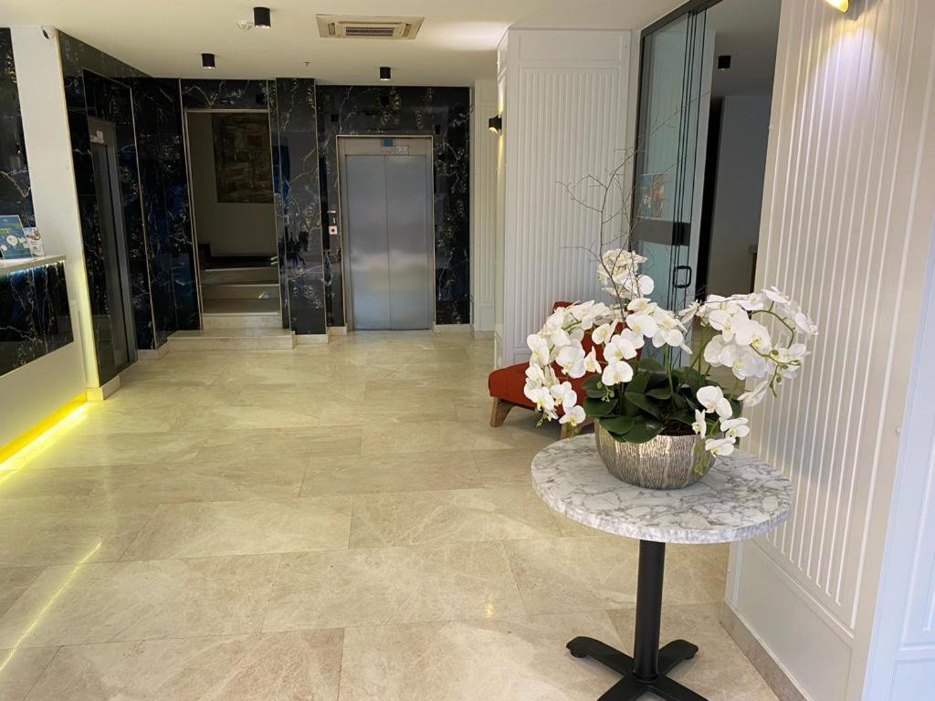 Nk Hotel Измир Экстерьер фото