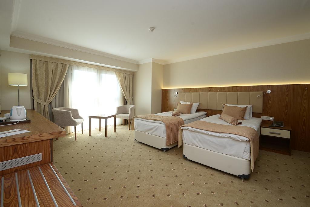 Nk Hotel Измир Номер фото